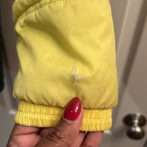 Nike University of Oregon Ducks Yellow and green coat. Boys size 12/14 - Picture 8 of 8